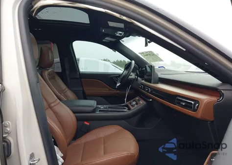 2022 Lincoln Aviator Reserve z USA, uszkodzony, nr VIN 5LM5J7WC9NGL01600